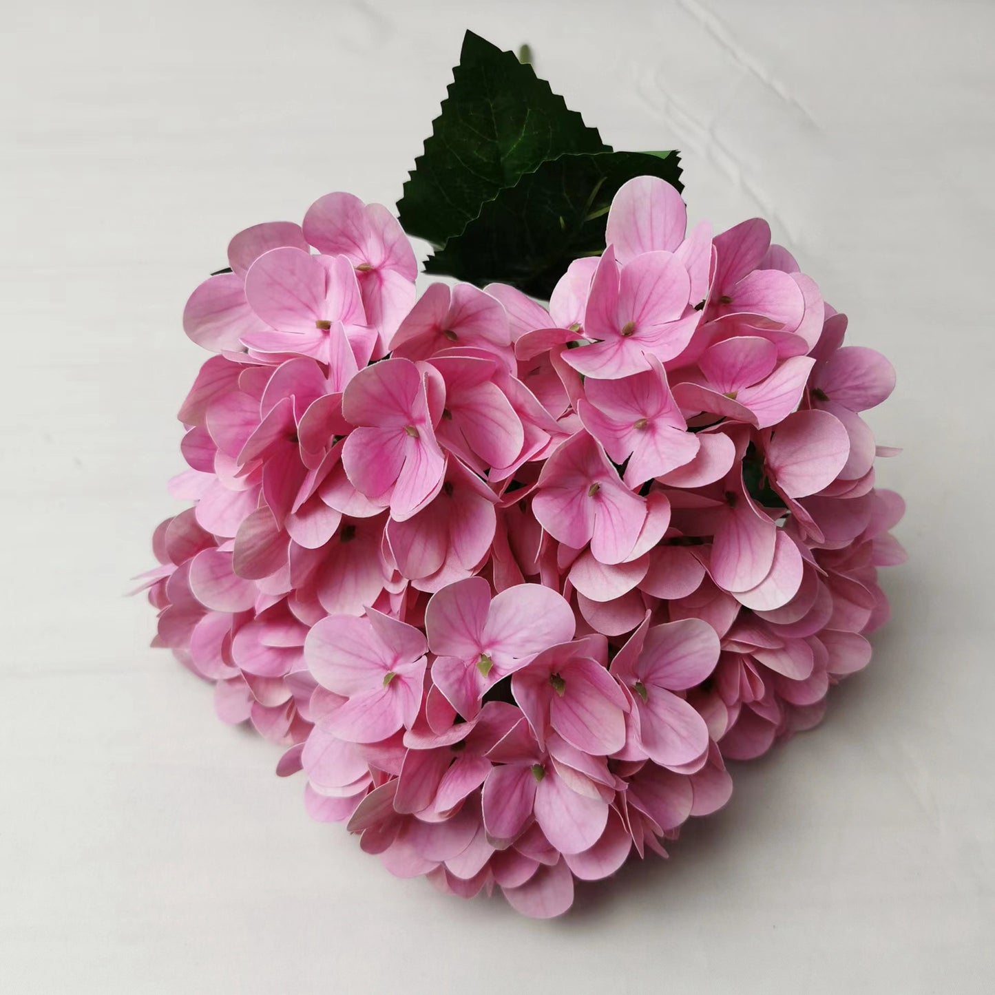 Elegant Artificial 5 Head Hydrangea Bouquet - Miss One