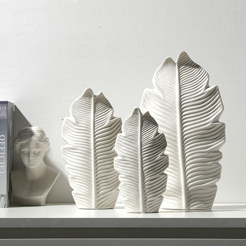 Palmleaf Ceramic Vase White Small - Miss One