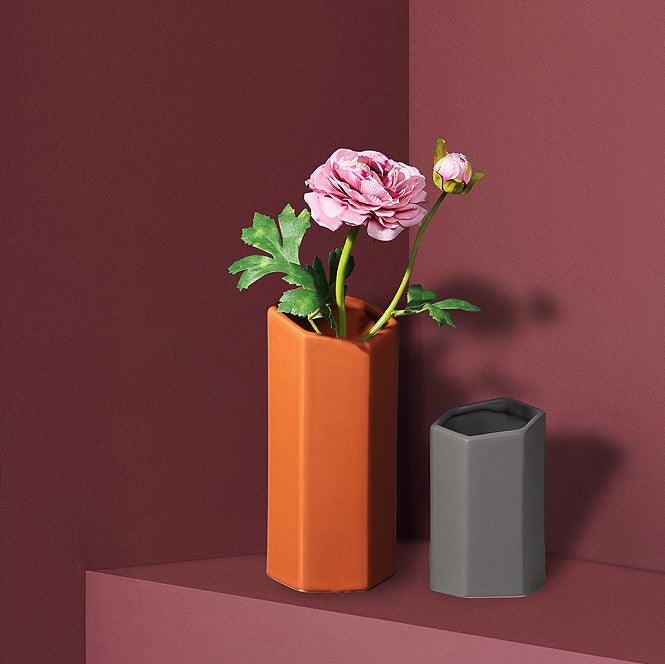Muse Hexa ceramic Vase Orange medium - Miss One
