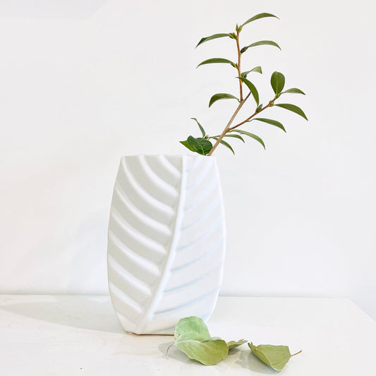 Palmleaf Vein Ceramic Vase White - Miss One