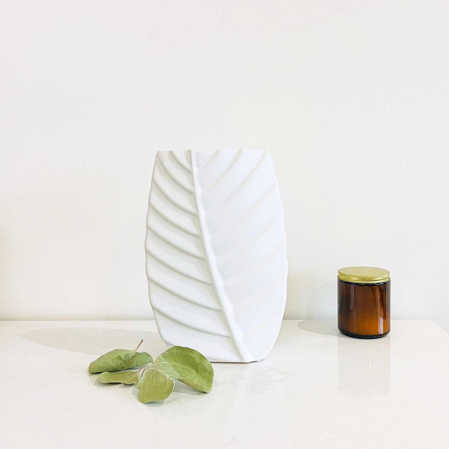 Palmleaf Vein Ceramic Vase White - Miss One