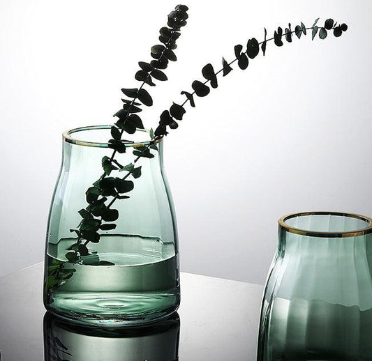 Bobbie Rimmed Glass Vase Emerald Medium - Miss One