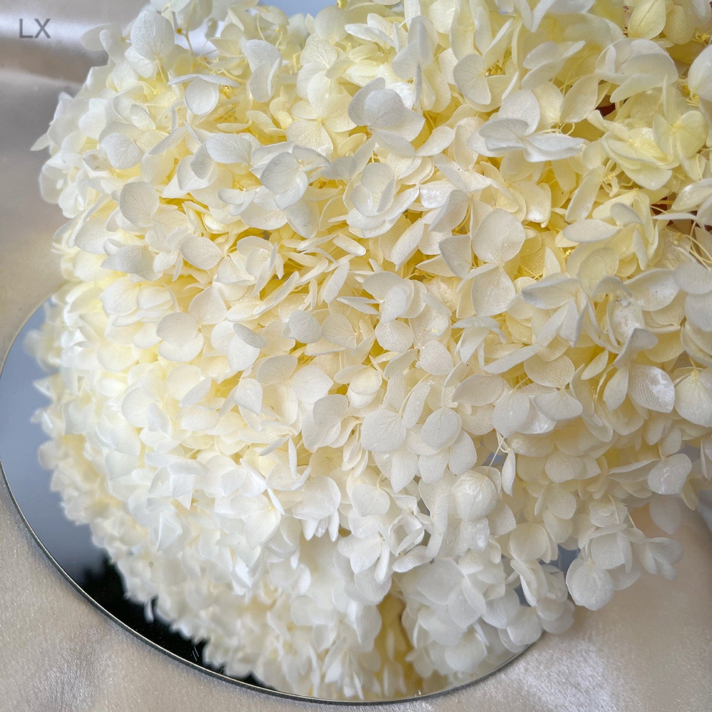 Everlasting Dried Anna Hydrangea Bouquet - Miss One