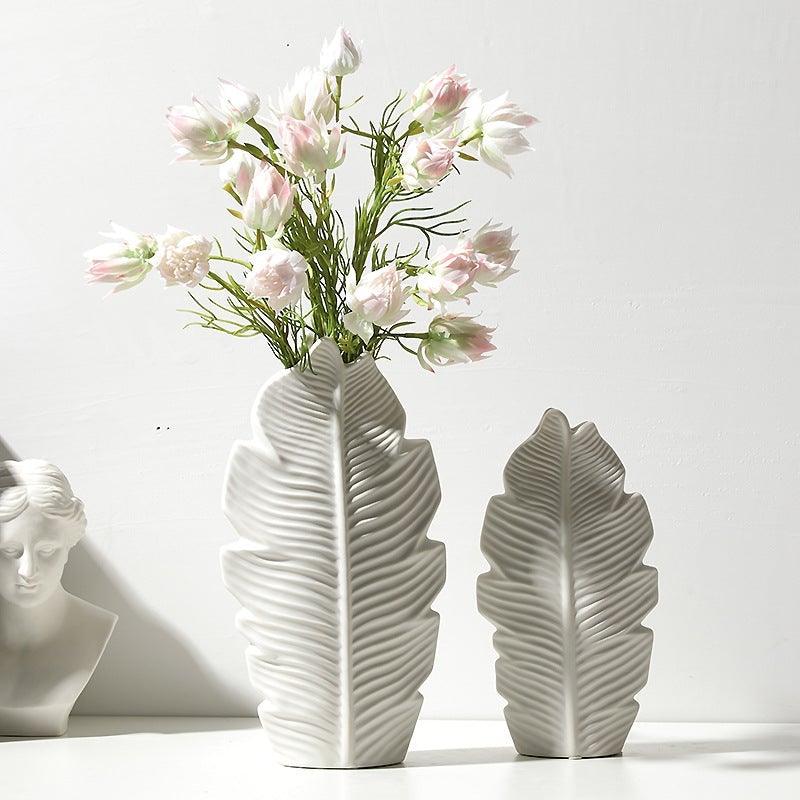 Palmleaf Ceramic Vase White Medium - Miss One
