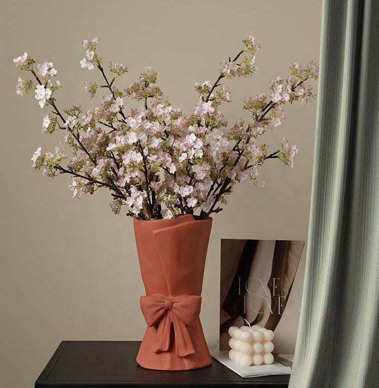 Luna Bowtie Ceramic Vase Maple - Miss One