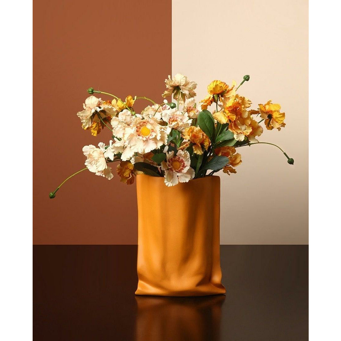 Shoppingbag Ceramic Vase Orange - Miss One